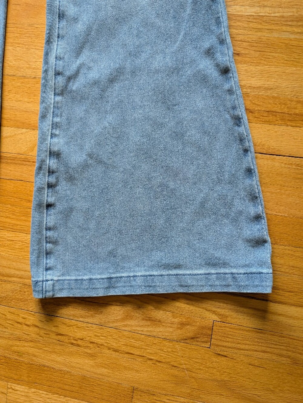Judy Blue Plus Size NWT Light Blue Flare Jeans - Picture 7 of 9